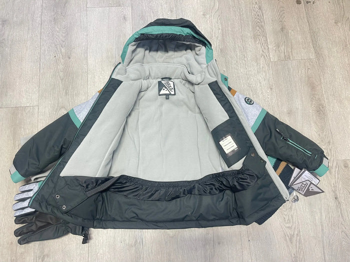 Blizz boys 5-piece winter snowsuit accessories with toque, neck warmer, and mitts.