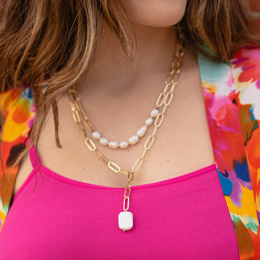 1132 - Layered Mother of Pearl Necklace - Gold