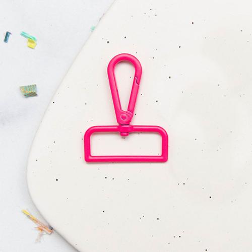 1.5" Swivel Snap Hook (Multiple Colors)