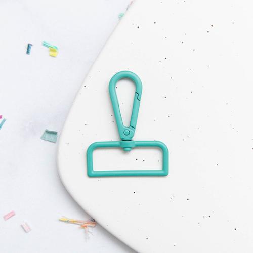 1.5" Swivel Snap Hook (Multiple Colors)