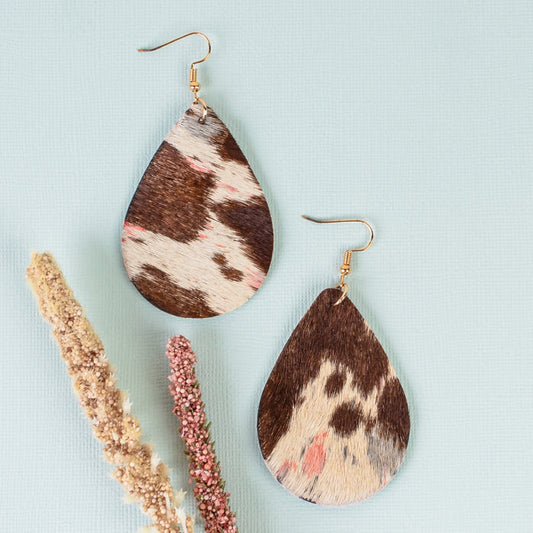 93203 - Animal Print Drop Earrings - Brown