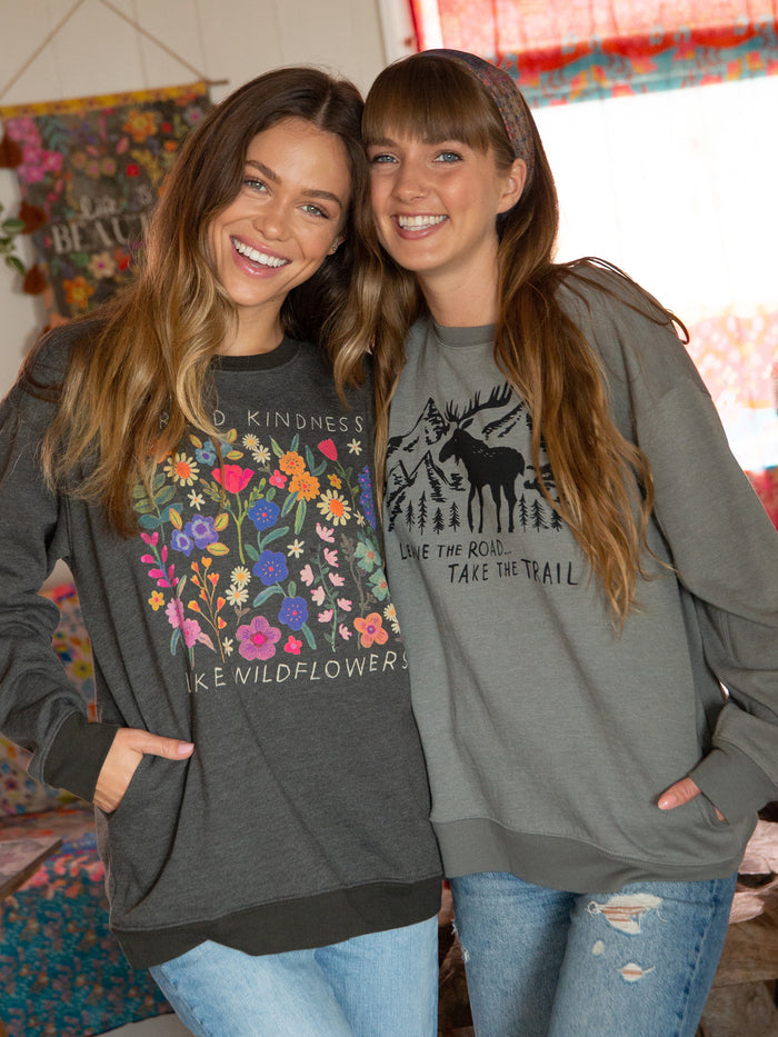 Comfy Pocket Sweatshirt|Spread Kindness-view 2