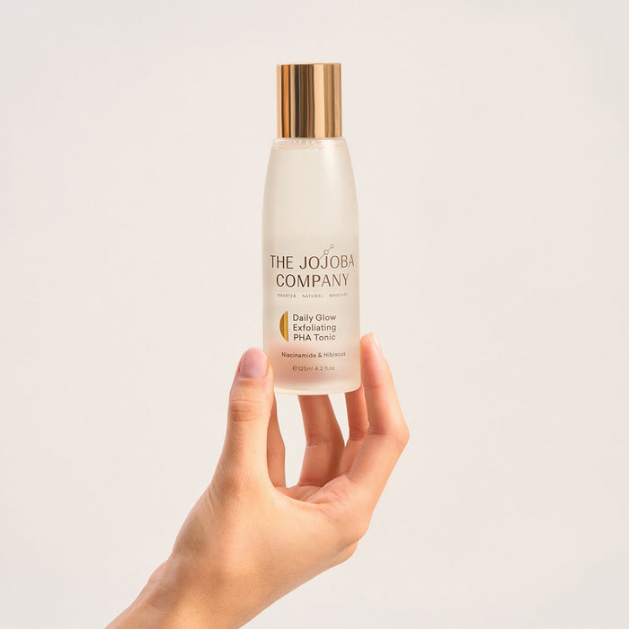 Daily Glow Exfoliating PHA Tonic