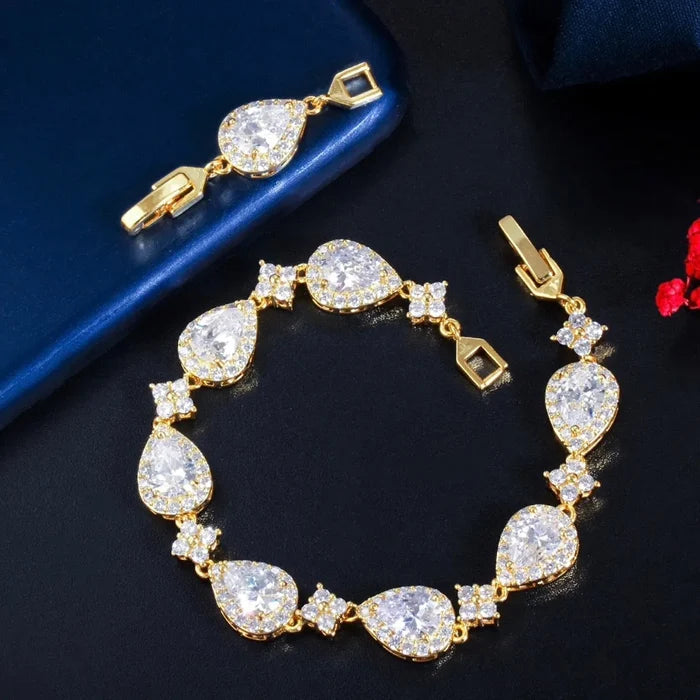Yellow Gold - 8.5" (19cm)