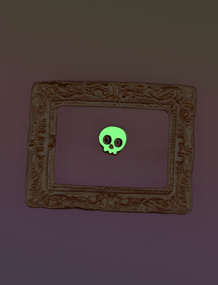 Mini Skull enamel pin
