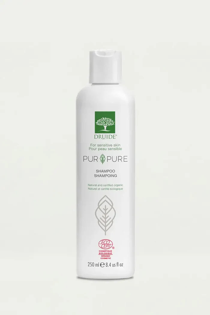 Druide Pur and Pure sensitive skin shampoo 250 ml white dispenser shown against a clear background.