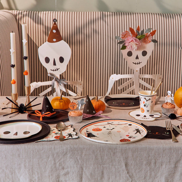 Meri Meri - Paper Plate - It's Halloween - Lifestyle Cut