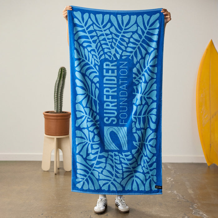 Shorebreak Woven Beach Towel