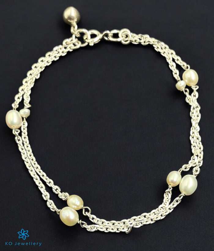 The Harit Silver Pearl Bracelet