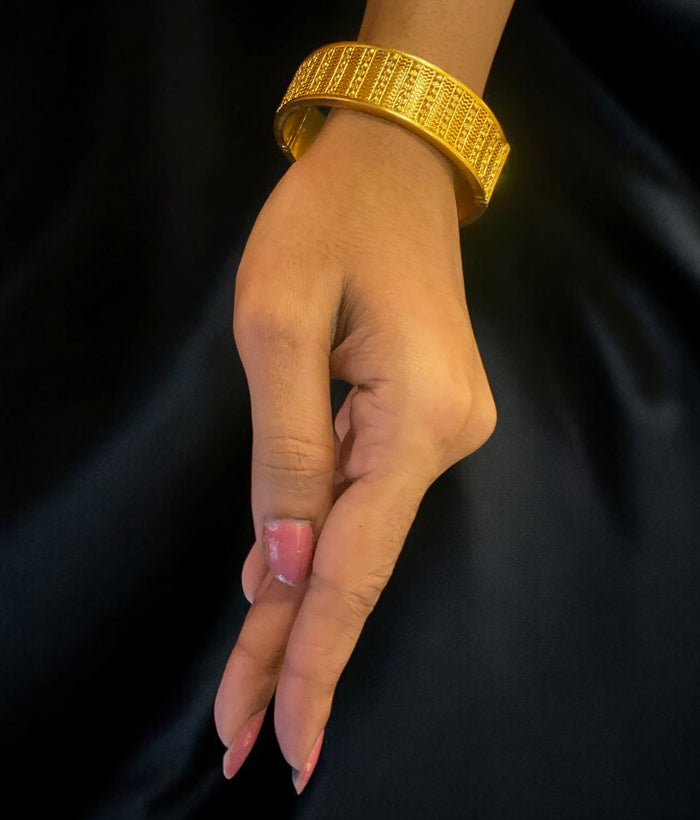 The Muktika Silver Antique Openable Bracelet(Size/2.2/2.4/2.6/2.8)
