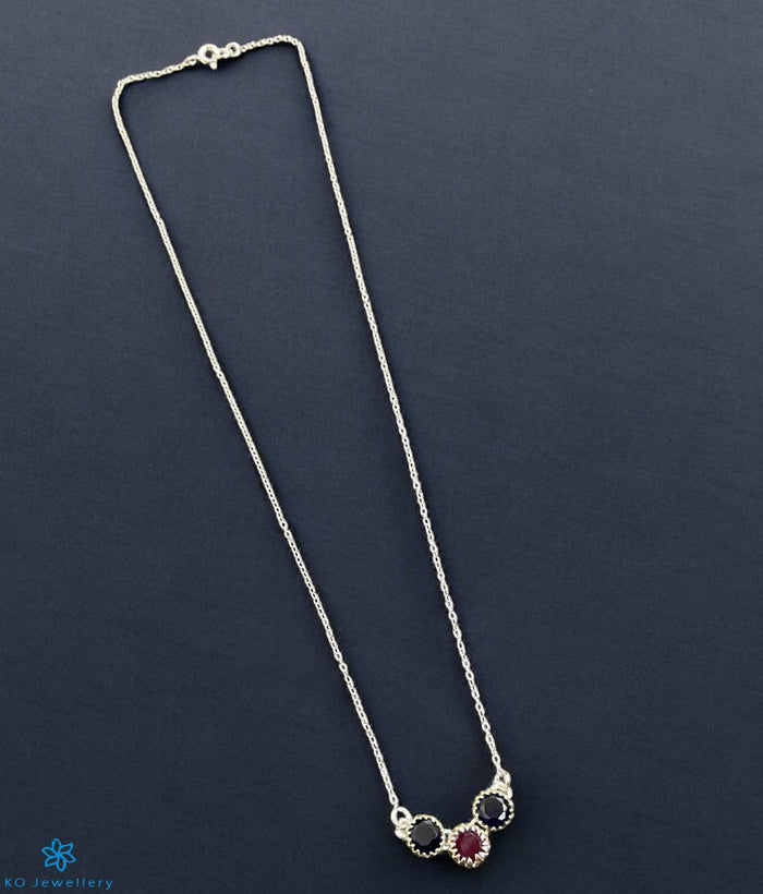 The Nirupa Silver Necklace