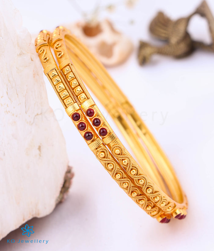 The Ruhi Silver Kempu Bangle- Single (Size/2.2/2.4/2.6/2.8)