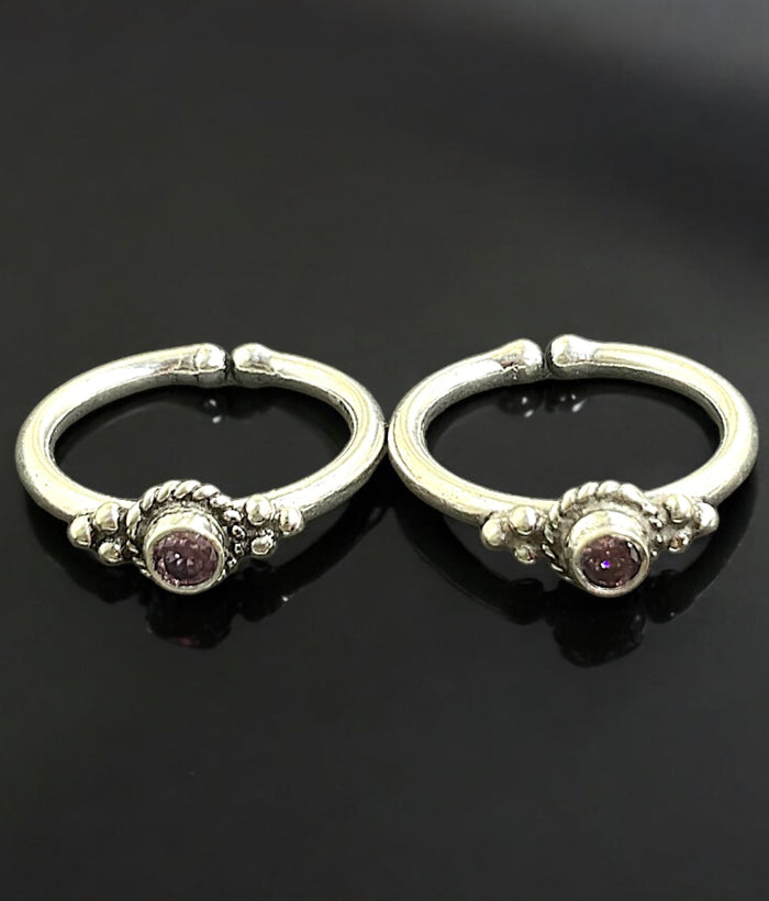 The Yakshi Silver Gemstone Toe-Rings (White)