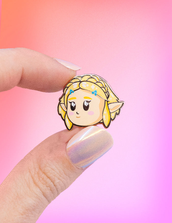 TotK Link & Zelda chibi enamel Pins
