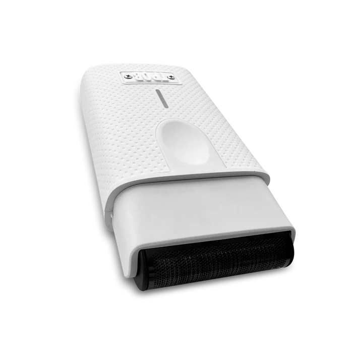 TPOB PLAY Shaver - Whiteout  Edition - Palms Fashion Inc.